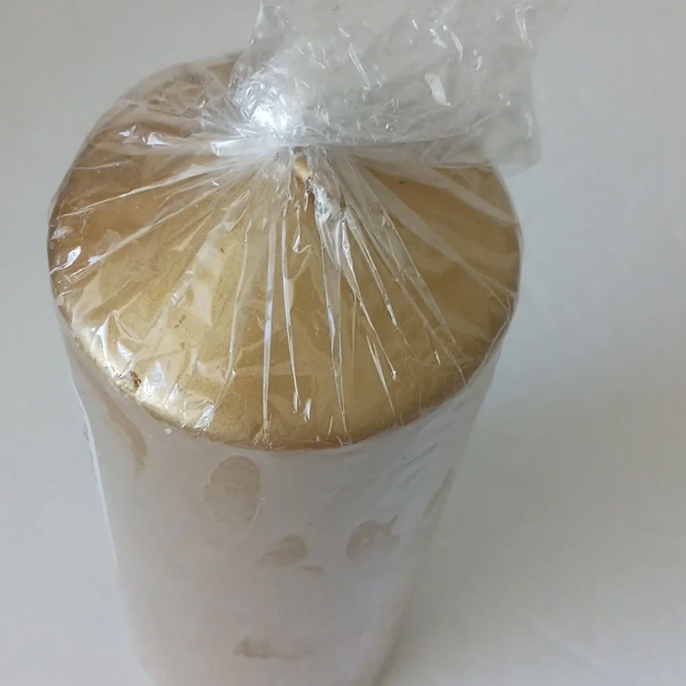 Ikea Vinter 2018 candle gold 7 3/4 in high
